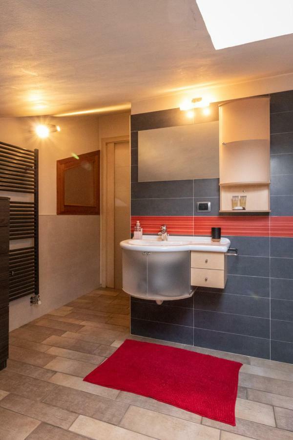 Casa Di Tia Daire Aosta Dış mekan fotoğraf
